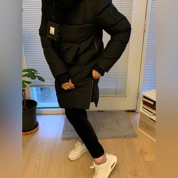 MOOSEKNUCKLES WINTER COAT SIZE M/L - Picture 7 of 7